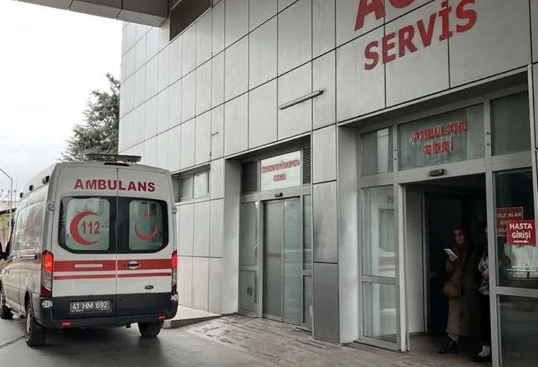 Kocaeli Körfez’de Tavuk Dönerden Zehirlenenlerin Sayısı 648'e Yükseldi — haber görseli
