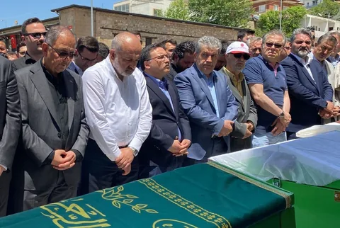 Milletvekili Bayar Özsoy’un Annesi Hayriye Özsoy Son Yolculuğuna Uğurlandı — haber görseli