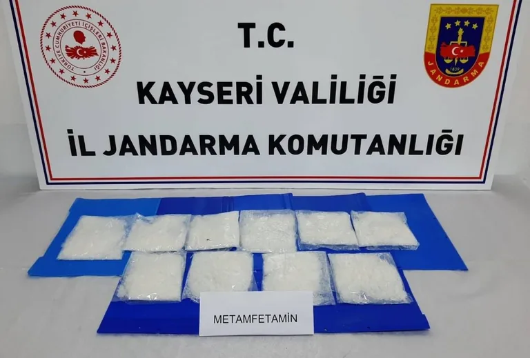 Makara İçine Zulalanmış Uyuşturucu Ele Geçirildi: 2 Gözaltı — haber görseli