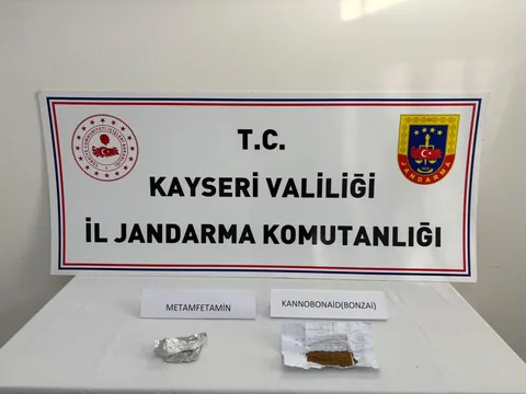 Jandarmanın Dur İhratına Uymayıp Kaçtılar! Araçtan Bakın Neler Çıktı? Yahyalı'da Nefes Kesen Takip — haber görseli