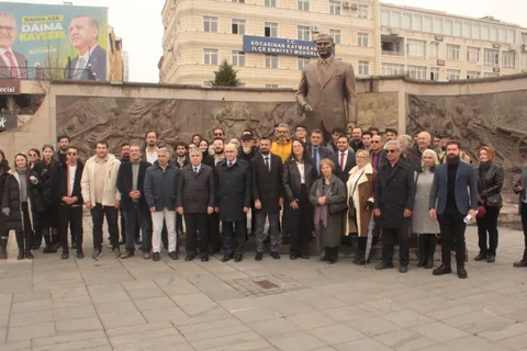 Kayseri'de 27 Mart Dünya Tiyatro Günü Düzenlenen Törenle Kutlandı — haber görseli