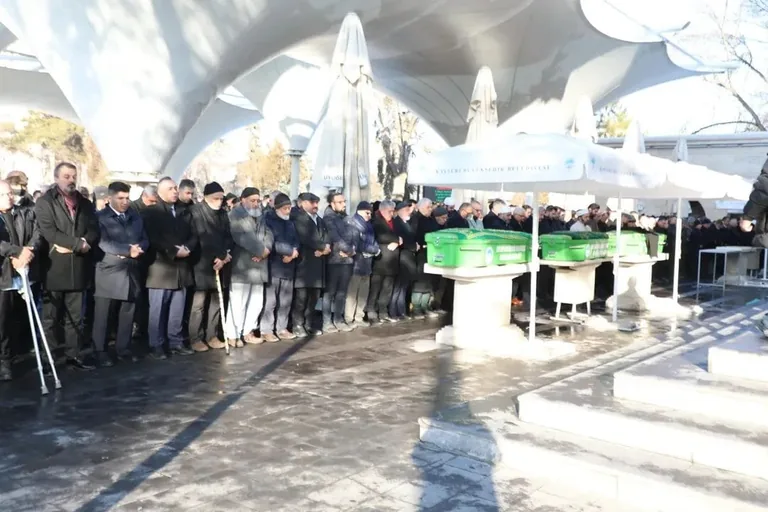  Kayseri Gönüllü Kültür Kuruluşları Platformu Başkanı Ahmet Taş son yolculuğuna uğurlandı — haber görseli