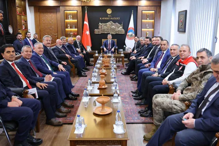 Tarım Bakanı Yumaklı’dan Vali Gökmen Çiçek’e Ziyaret — haber görseli