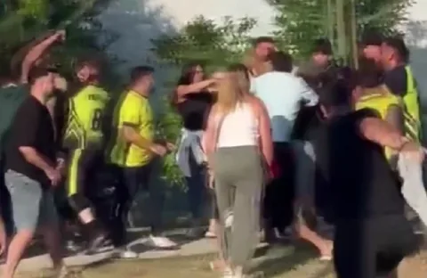 Köyler Arası Futbol Turnuvasında Kavga Çıktı! Tarsus'ta Taraftar Birbirine Girdi — haber görseli