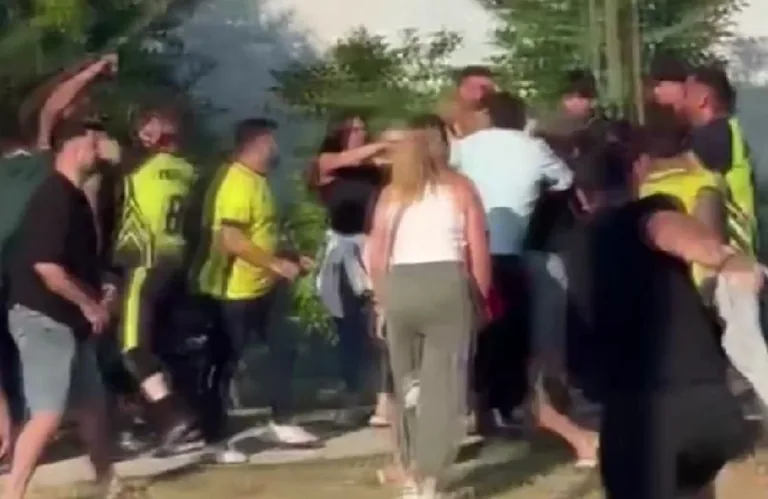 Köyler Arası Futbol Turnuvasında Kavga Çıktı! Tarsus'ta Taraftar Birbirine Girdi — haber görseli