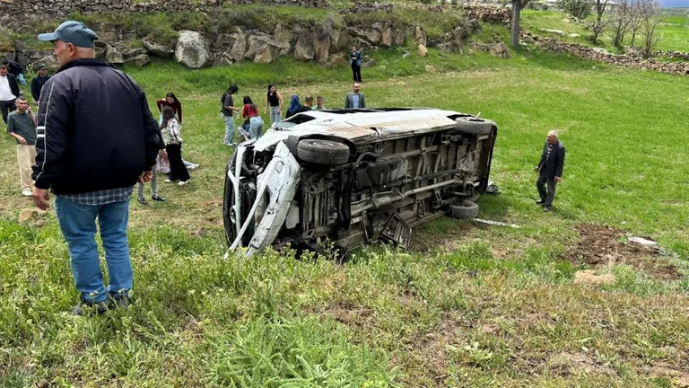 Tomarza'da Öğrenci Servisi Devrildi: 16 Yaralı — haber görseli