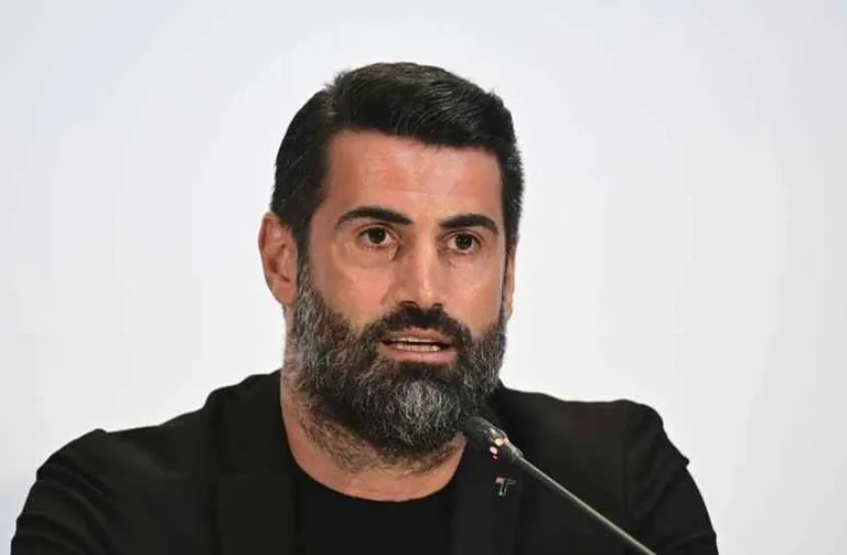 Fenerbahçe'de Aykut Kocaman'ın Ekibi Şekilleniyor! İşte Yardımcıları — haber görseli