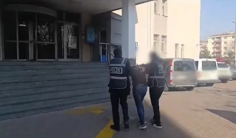 Kayseri'de Yağma Suçundan 10 Yıl Hapis Cezası Bulunan Şahıs Yakalandı — haber görseli
