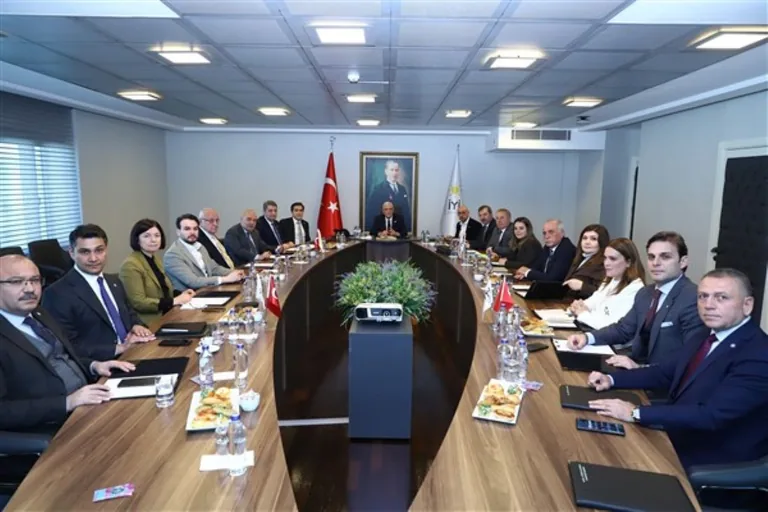 İYİ Parti Genel Başkanı Dervişoğlu, Başkanlık Divanı Üyeleri İle buluştu — haber görseli