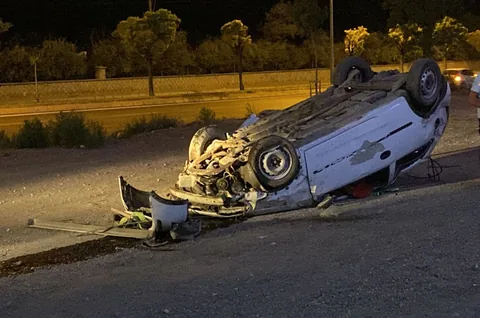 Erkilet Bulvarı’nda kaza:Takla Atan Otomobilde 2 Kişi Yaralandı — haber görseli