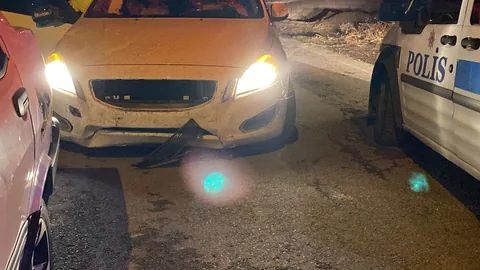 Polisin 'dur' ihtarına uymayan alkollü sürücüye 54 bin 562 TL para cezası — haber görseli