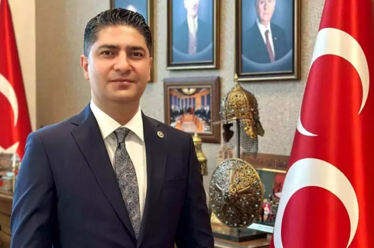 Bolu'da Kurtarma Çalışmalarına Katılan MHP'li Özdemir’den Çarpıcı Açıklama! İTFAİYE GEÇ GELDİ — haber görseli