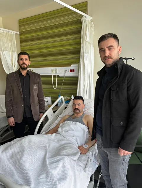 Kahraman Özel Harekatçıya Sendikadan Moral Ziyareti: "Her Zaman Yanındayız!" — haber görseli