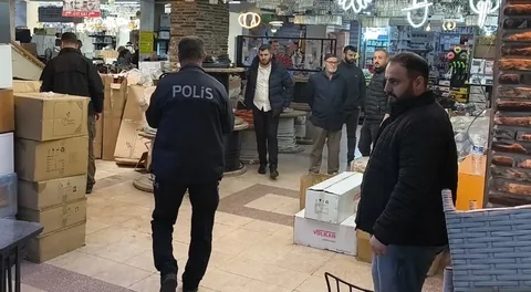 SON DAKİKA | Adana’da iş merkezinde silahlı saldırı: Nizamettin Alban Ağır Yaralı — haber görseli