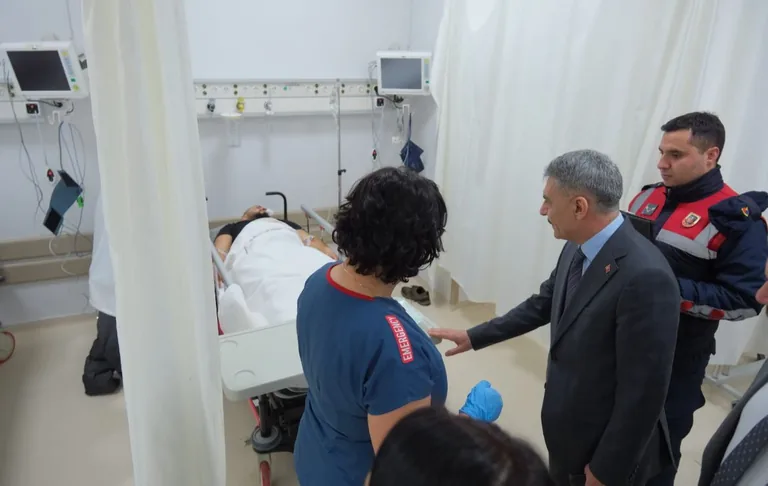 Kayseri-Yozgat yolunda feci kaza 1 ölü, 18 yaralı  — haber görseli