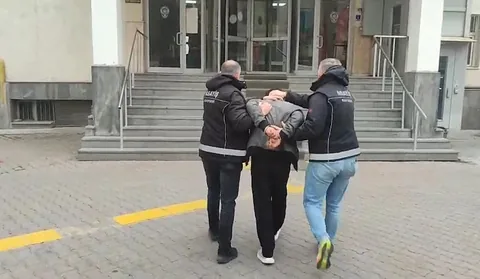 16 Yıl Hapisle Aranıyordu! Kayseri’de Firari Hırsız Kıskıvrak Yakalandı — haber görseli