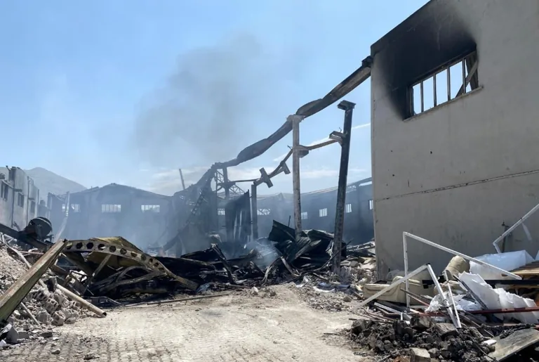 Ambalaj Fabrikasındaki Yangın Bir Buçuk Saatte Söndürüldü — haber görseli
