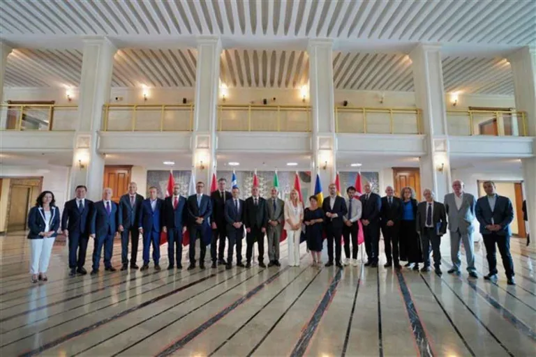 Ekrem İmamoğlu’na Avrupa’dan “Özel Demokrasi Ödülü” — haber görseli