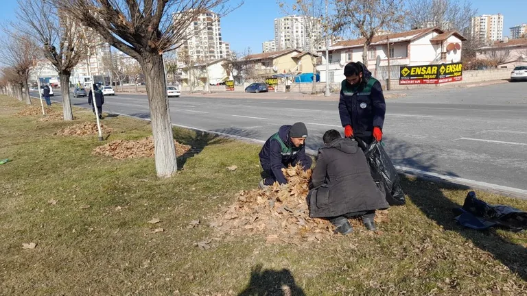 Kayseri'de Temizlik ve Bakım Çalışmaları Aralıksız Devam Ediyor — haber görseli