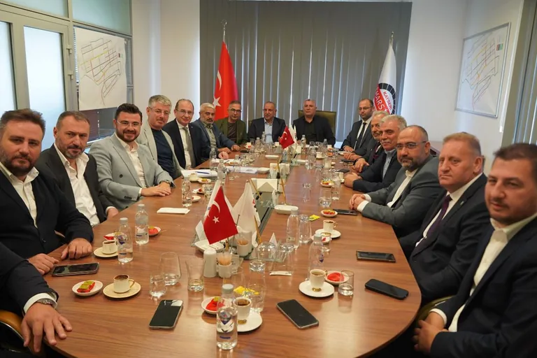 Kayseri Vekili Şaban Çopuroğlu, Mimarsinan OSB’de sanayicilerle buluştu — haber görseli