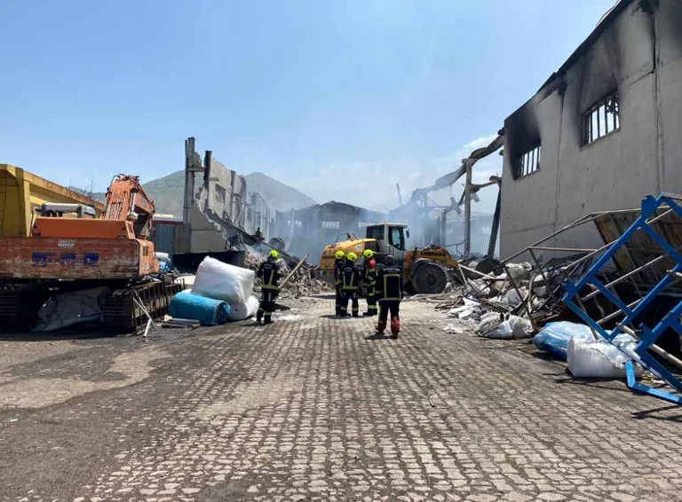 Ambalaj Fabrikasındaki Yangın Bir Buçuk Saatte Söndürüldü — haber görseli