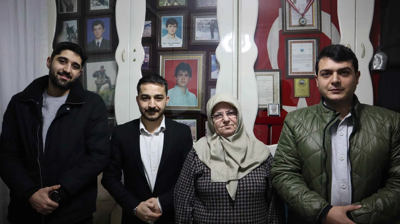 Avrupa Kayserili İşverenler Birliği’nden Şehit Annelerine 8 Mart Ziyareti — haber görseli