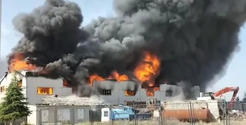 Kayseri OSB'de Ambalaj Fabrikasında Yangın — haber görseli