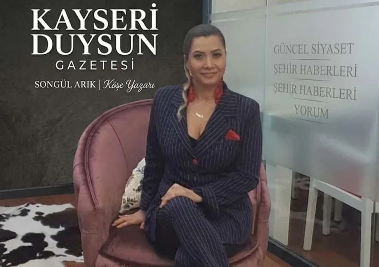 Songül Arık'tan ... Siyasetin Yeni Eğlence Kaynağı: CHP’nin Trajikomik Hali — haber görseli