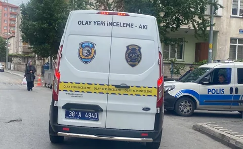 Babası Tarafından Bıçakla Ağır Yaralanan Kadın, Hayatını Kaybetti — haber görseli