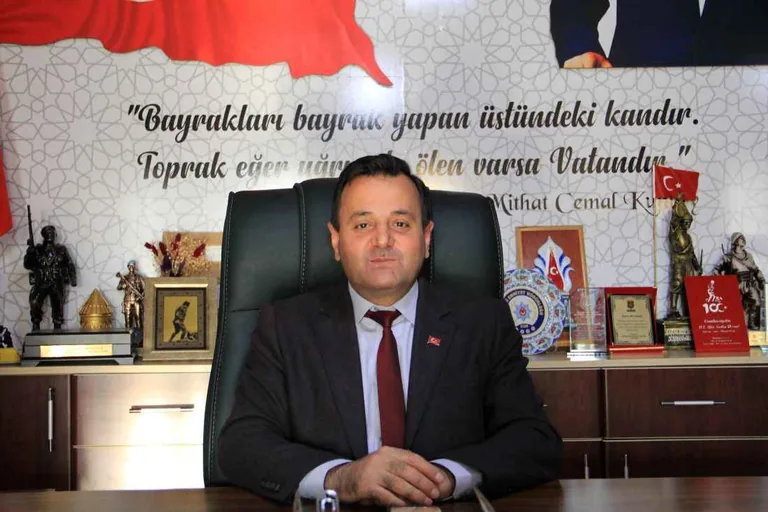 Kayseri'den Bahçeli'ye Sert Mesaj:YÜCE TÜRK MİLLETİ SİZİ AFFETMEYECEK! — haber görseli