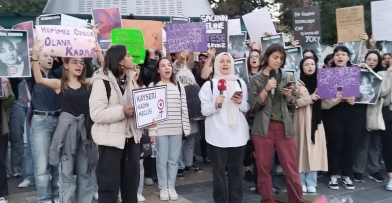 Kayseri'den İkbal ve Ayşenur İçin Adalet Çağrısı: 'Kadınlar Artık Taziye Mesajları Değil, Önlem İstiyor! — haber görseli