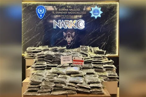 Dev Uyuşturucu Operasyonu! Kapıkule Sınır Kapısı’nda 110 Kilogram Skunk Ele Geçirildi — haber görseli