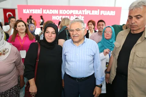 BÜYÜKŞEHİR’DEN KADIN KOOPERATİFLERİNE 10 MİLYON TL’LİK DESTEK — haber görseli
