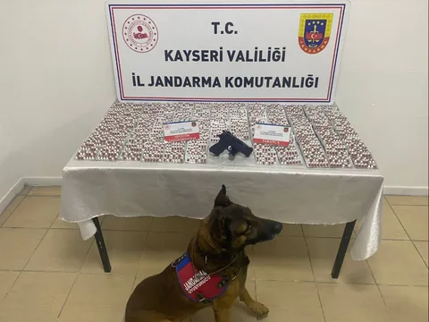 4 BİN 400 ADET UYUŞTURUCU HAP VE SİLAH ELE GEÇİRİLDİ.. Sondakika Kayseri Haber — haber görseli