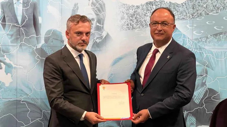 AK Parti'de Bayrak Değişimi! 5 İlçe Başkanı Değişti — haber görseli