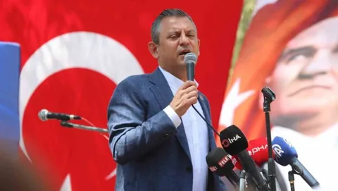 Özgür Özel duyurdu: CHP 14 Haziran'da buğday mitingi yapacak — haber görseli