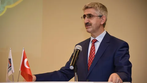 Milli Eğitim Bakan Yardımcısı Nazif Yılmaz görevinden alındı! Resmi Gazete'de Yer Alan Diğer Atamalar — haber görseli