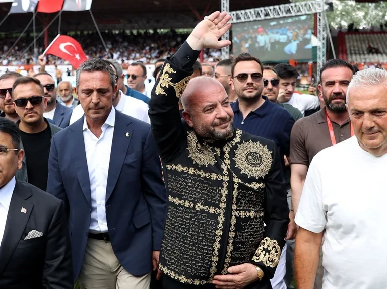 Kırkpınar'da Rekor Teklif! Güreş Ağalığı 46 Milyon 666 Bin 666 TL... Ufuk Özünlü 3.Kez Ağa — haber görseli