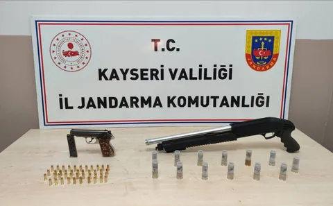Kayseri’de Jandarmadan Silah Operasyonu: Ruhsatsız Tabanca ve Mühimmat Ele Geçirildi — haber görseli