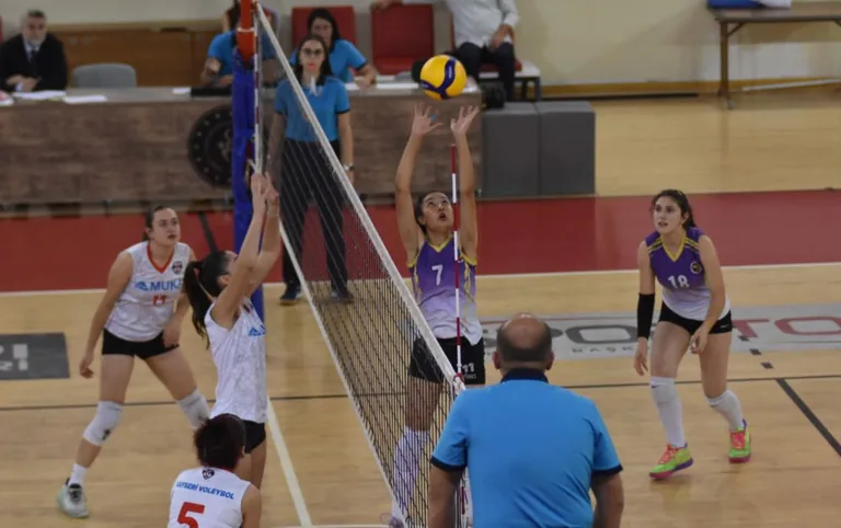 Kadınlar 2. Lig’de Kayseri Voleybol Kulübü Fırtınası! — haber görseli