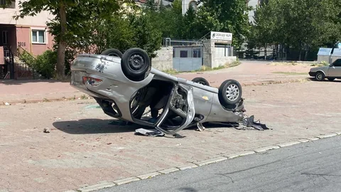 Danışmentgazi Mahallesi’nde yaşanan gerginliğin boyutu gün ağarınca ortaya çıktı — haber görseli