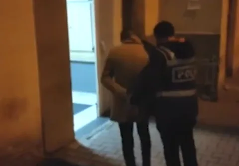  KAYSERİ'DE GASP OPERASYONU: Çaldığı Telefonla Yakalandı — haber görseli