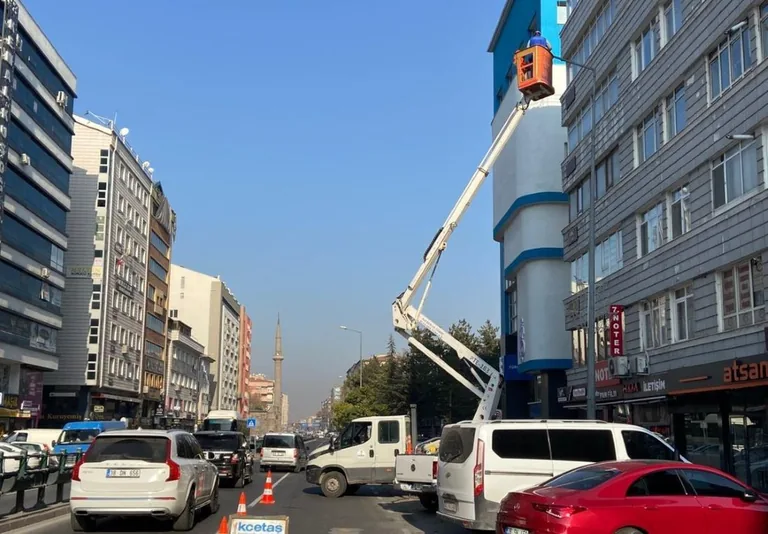 Kayseri’de LED Aydınlatma Dönüşümü Hızlandı: 28 Milyon TL’lik Yatırım — haber görseli