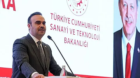 Bakan Kacır, 'Dijital Sanat Akademisi'nin açılışına katıldı — haber görseli