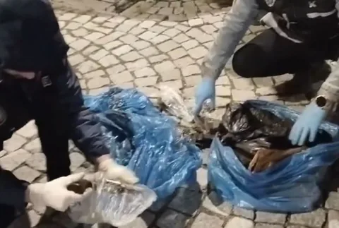 Kayseri'de Silah Tacirleri Kıskıvrak Yakalandı! Çok Sayıda Silah Ele Geçirildi — haber görseli