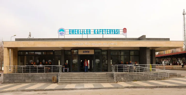 Büyükşehir'in İkinci Emekliler Kafeteryası Hizmete Girdi — haber görseli