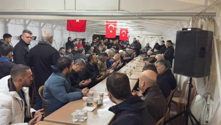 Kayseri Protokolünden, Şehit Tuğgeneral İsa Baydilli’nin Ailesine Taziye Ziyareti — haber görseli