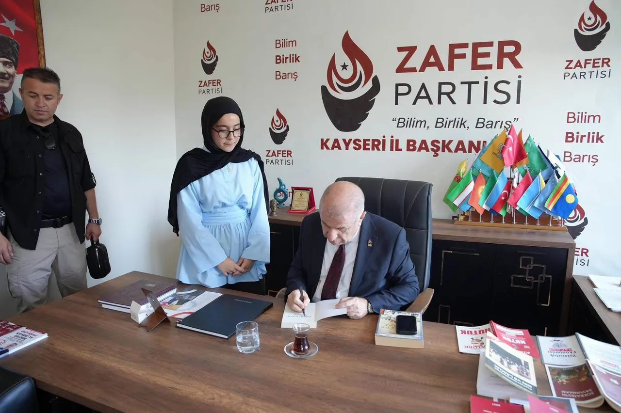Zafer Partisi Lideri Kayseri’de! Ümit Özdağ Kayseri’de Esnaf ve Vatandaşlarla Buluştu — haber görseli
