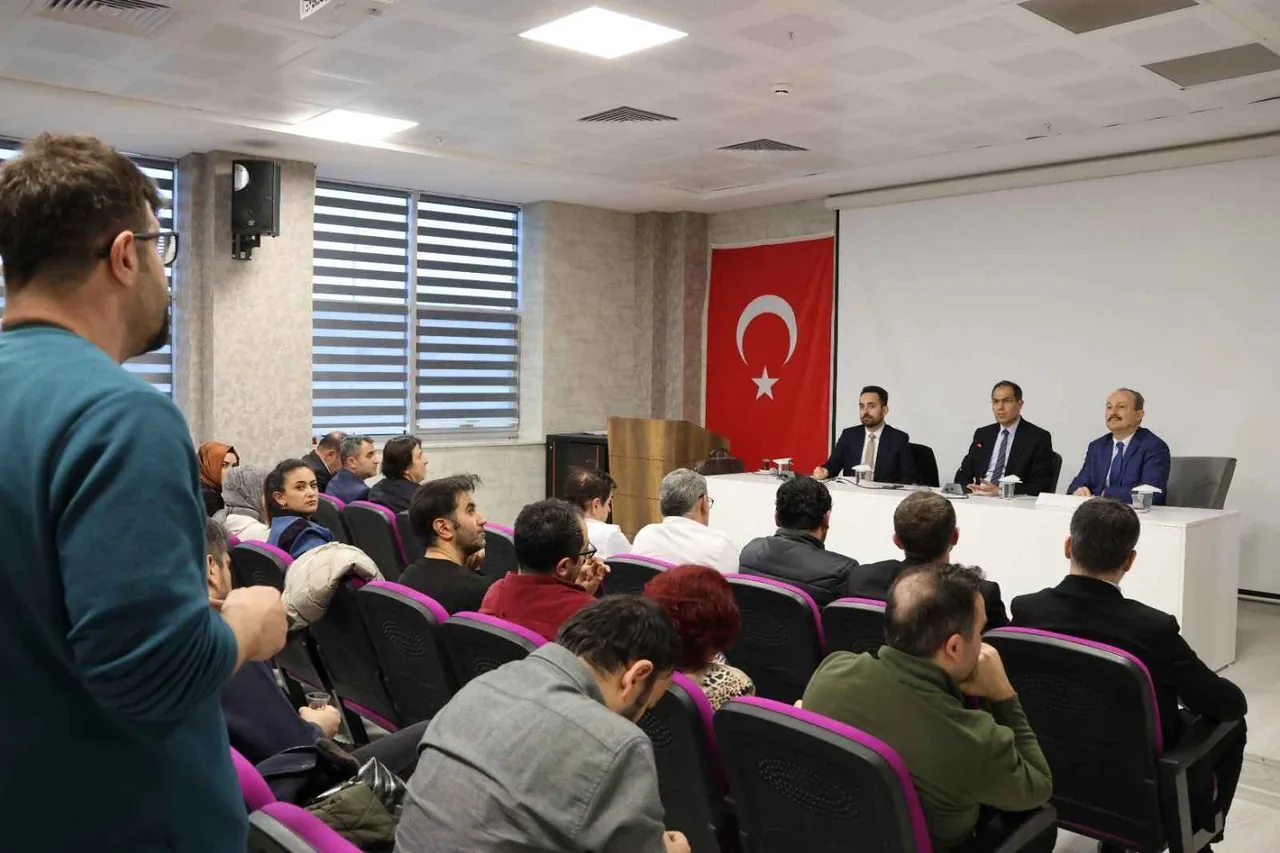 Kayseri İl Sağlık Müdürü Mehmet Erşan Develi’de Hekimlerle Buluştu — haber görseli