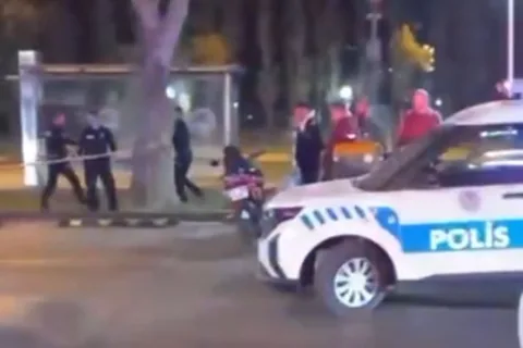  İki Grup Arasında Bıçaklı Kavga:1 Kişi Ağır Yaralandı — haber görseli